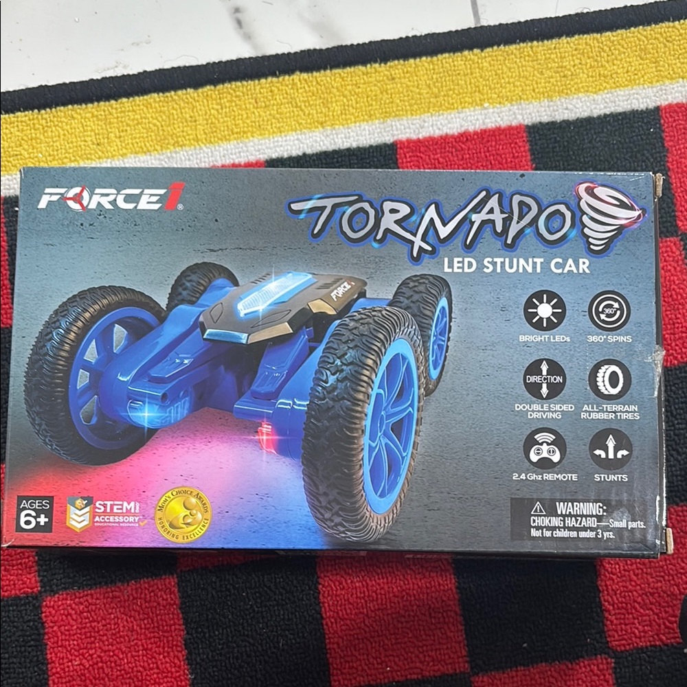 Force1 Tornado LED Stunt Car - Blue